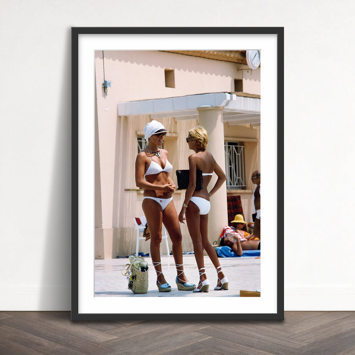 Slim Aarons - bikini girls - Photography - Getty Images