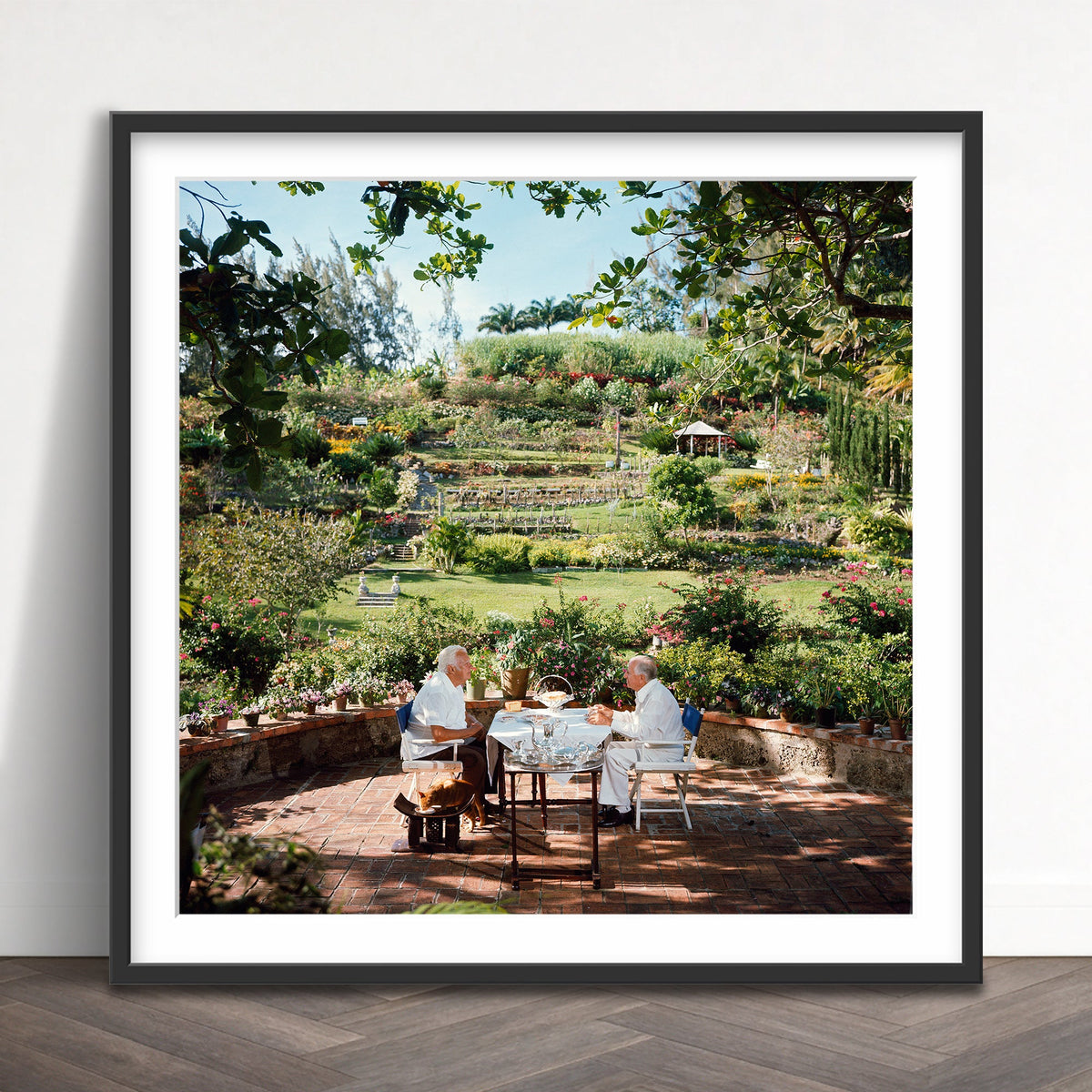 Slim Aarons - dining al fresco - Photography - Getty Images