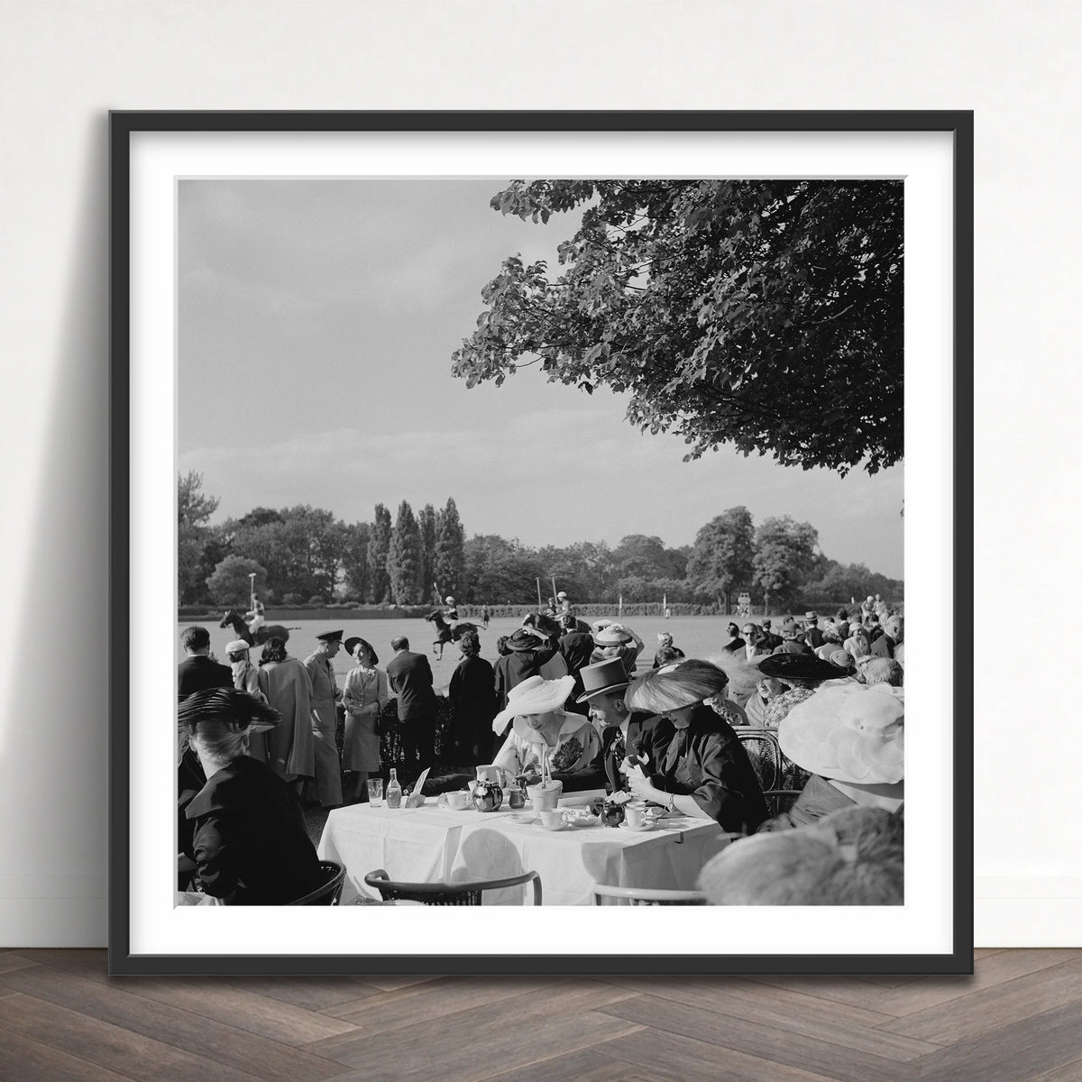 Slim Aarons - french polo crowd - Photography - Getty Images