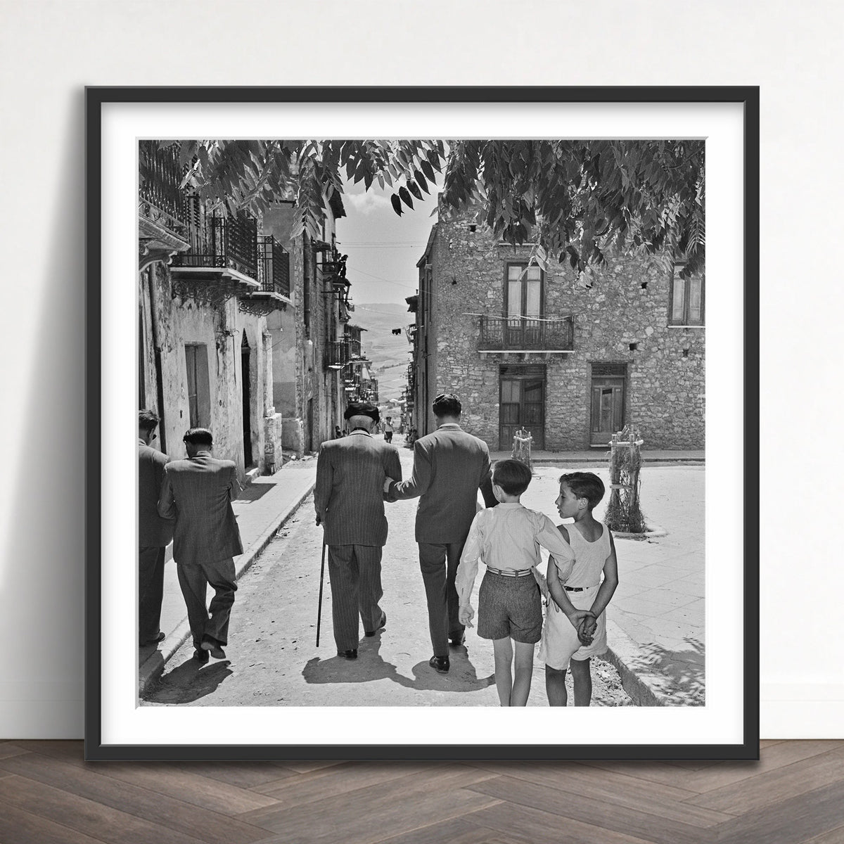 Slim Aarons - lucky for some - Photography - Getty Images