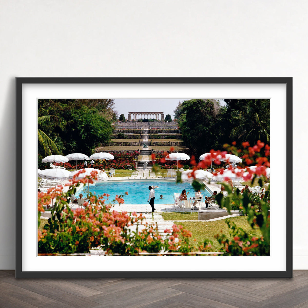 Slim Aarons - ocean club - Photography - Getty Images