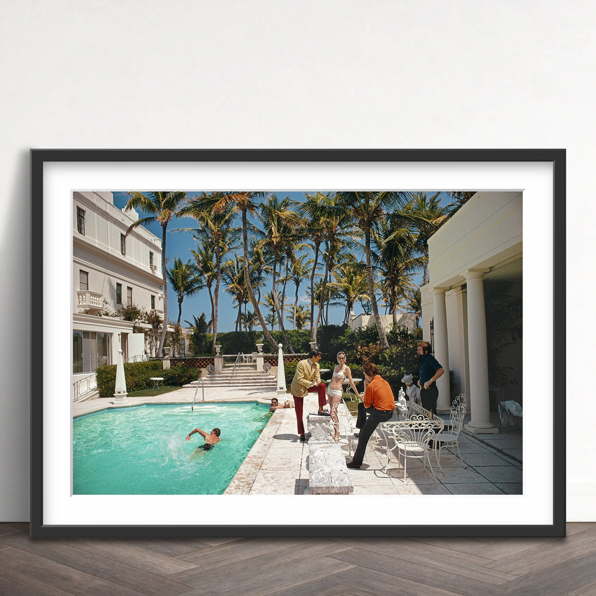 Slim Aarons - posing by the pool - Photography - Getty Images