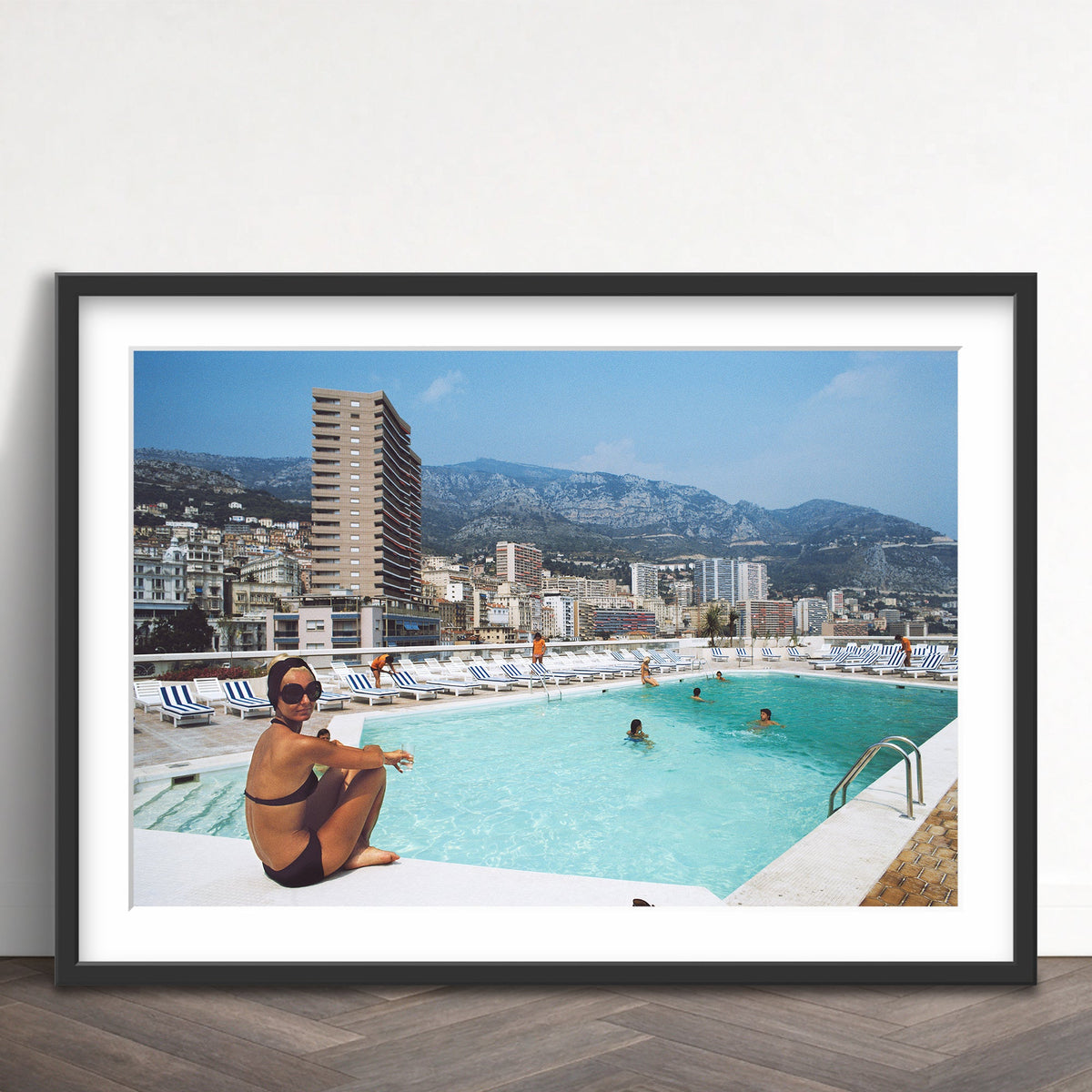 Slim Aarons - rooftop pool - Photography - Getty Images