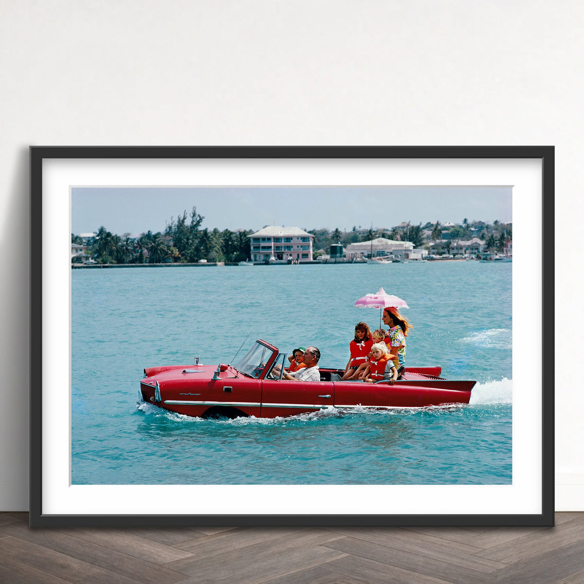 Slim Aarons - sea drive - Photography - Getty Images