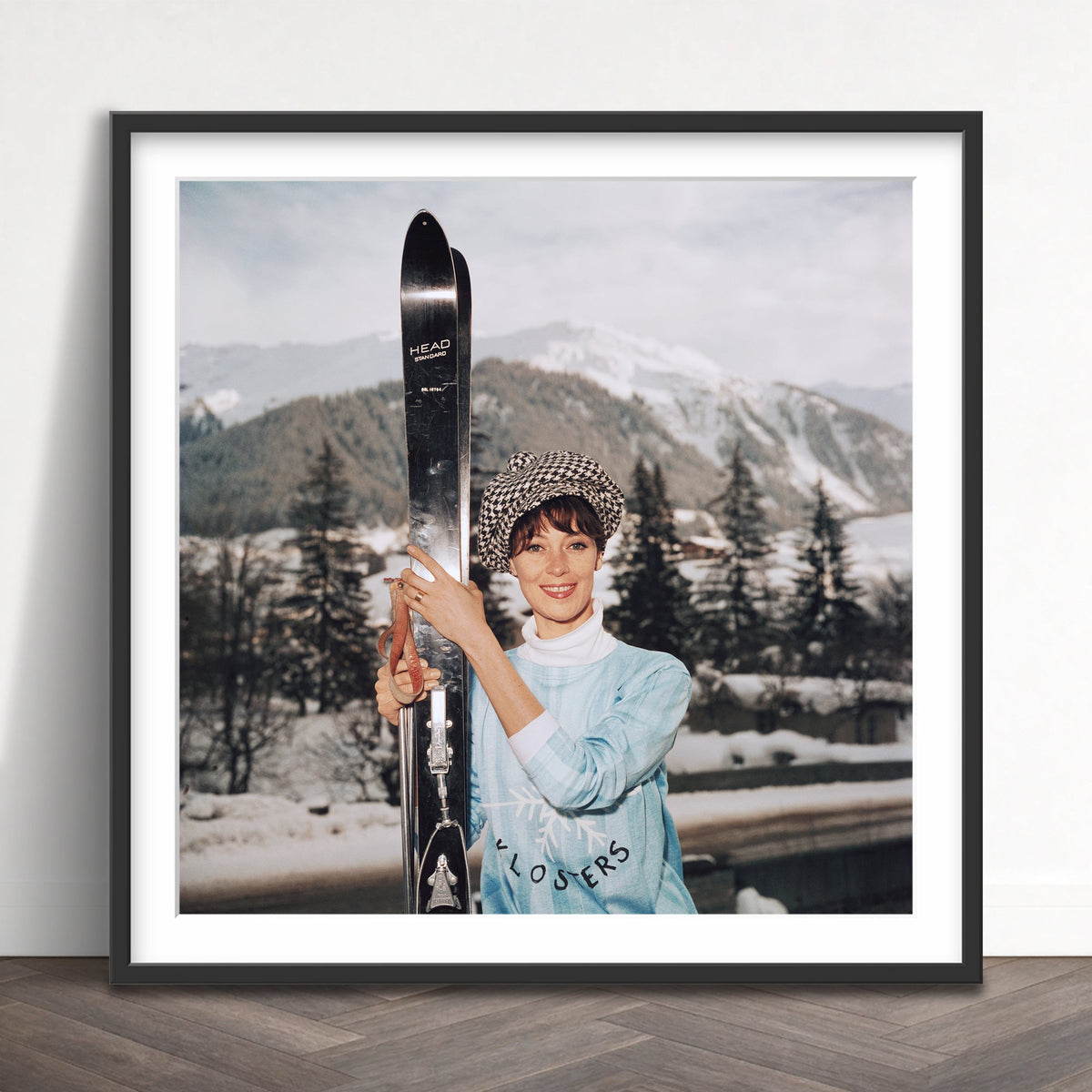Slim Aarons - ski siren - Photography - Getty Images