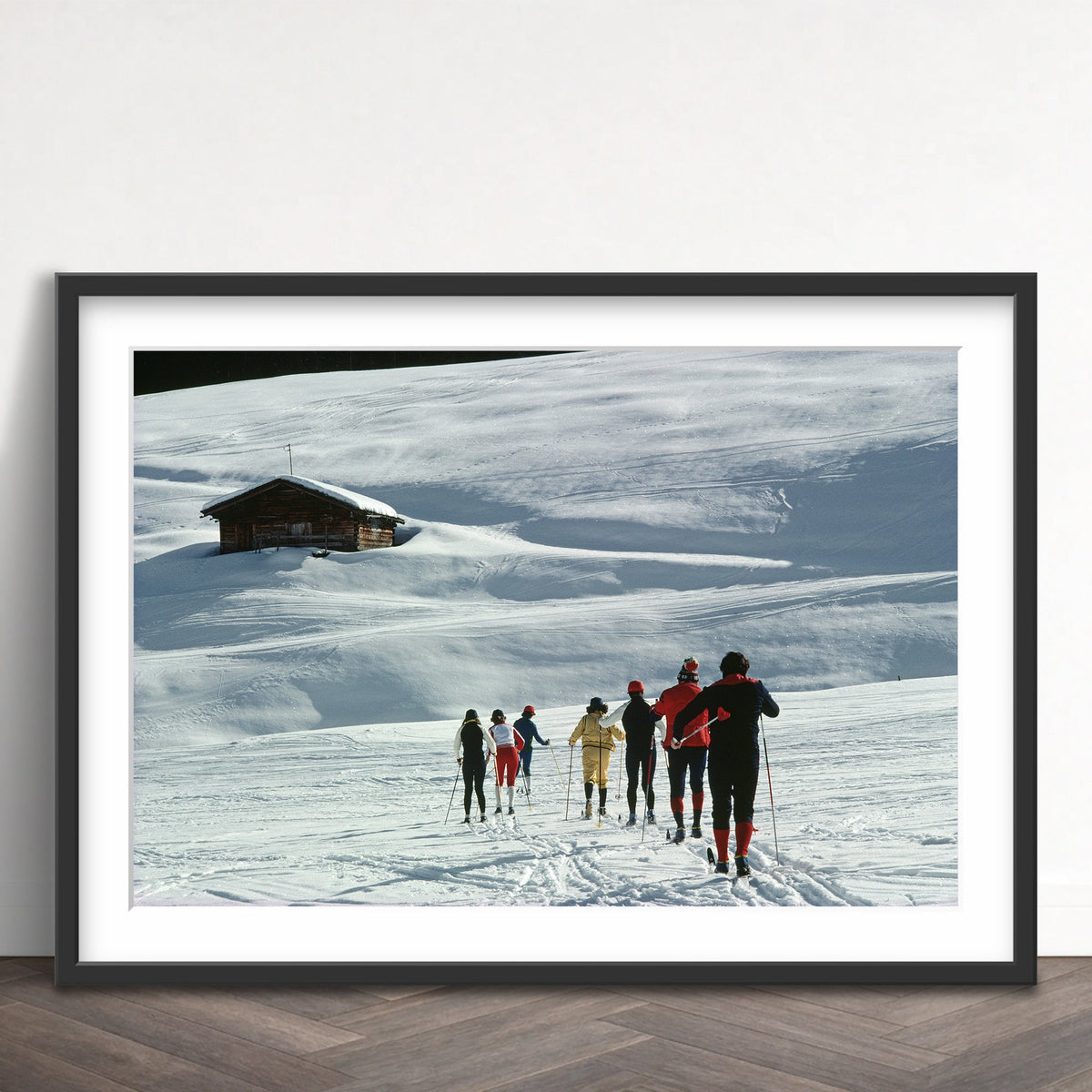 Slim Aarons - skiers in lech - Photography - Getty Images