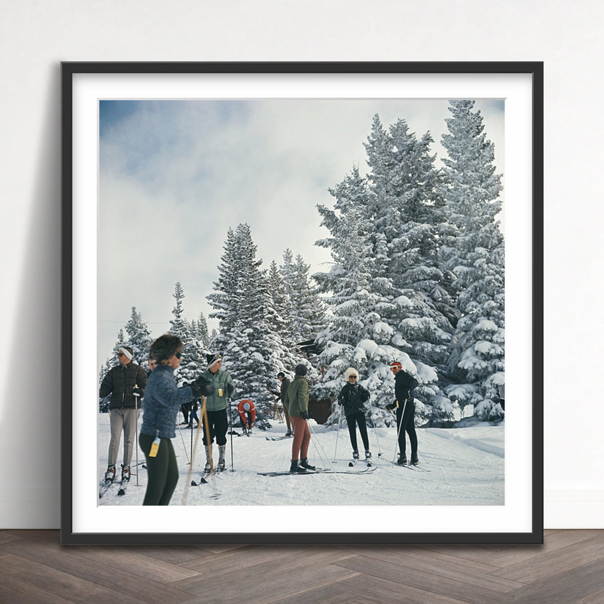 Slim Aarons - skiing in vail - Photography - Getty Images