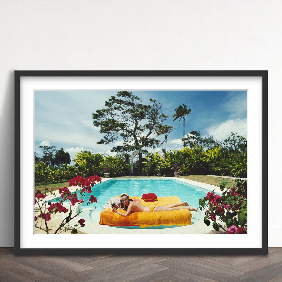 Slim Aarons - sunbathing in barbados - Photography - Getty Images