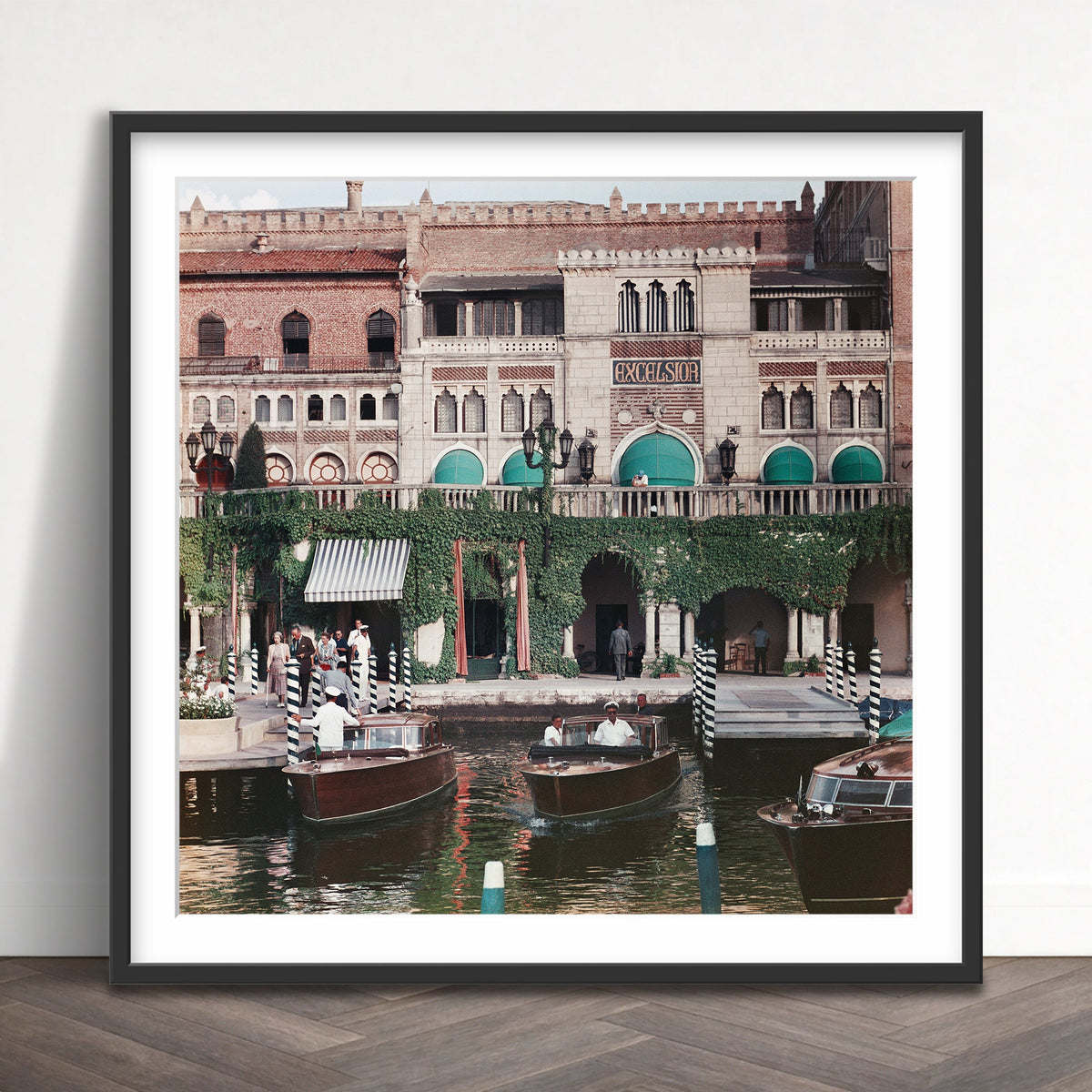 Slim Aarons - westin excelsior - Photography - Getty Images
