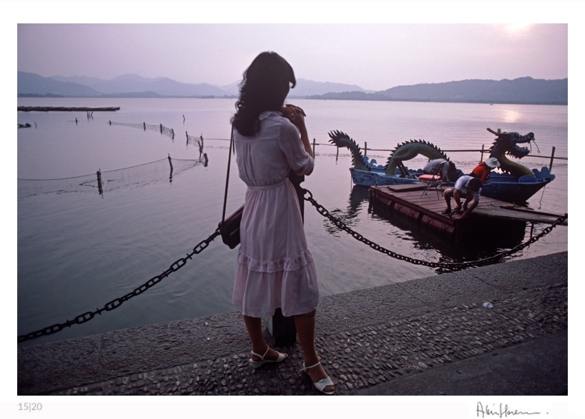 hangzhou-lake-Alain Le Garsmeur-Photographic Print-850x609