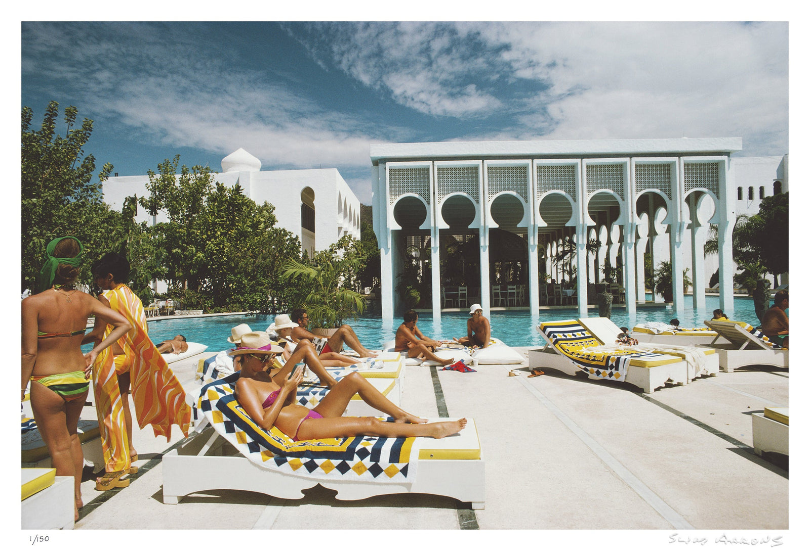 armandos beach club - Slim Aarons - Limited Edition - Estate Stamped - Photography - Getty Images