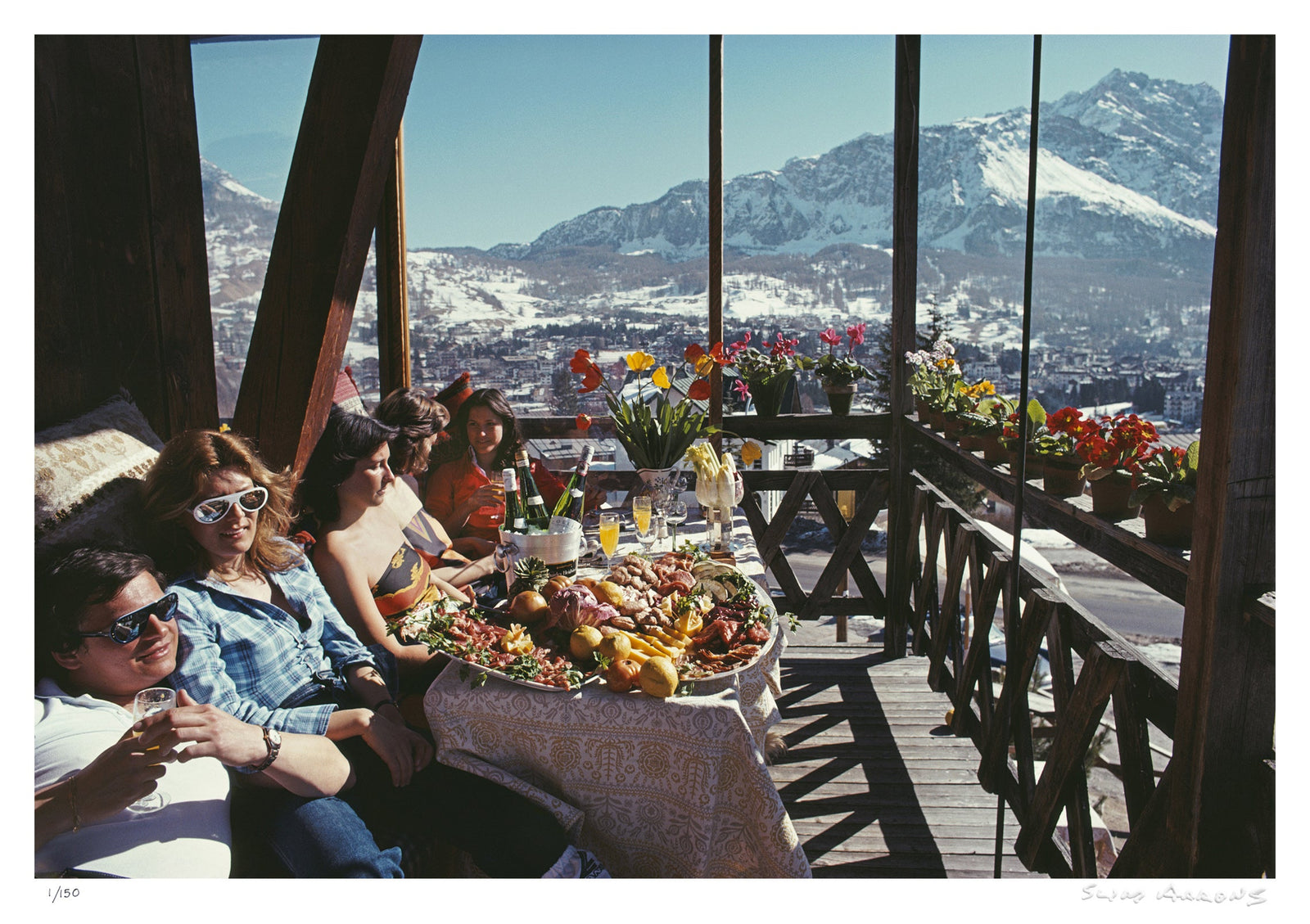 catching the sun in cortina - Slim Aarons - Limited Edition - Estate Stamped - Photography - Getty Images
