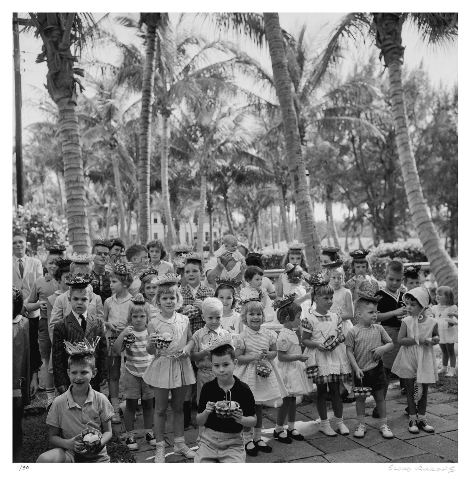 easter egg hunt - Slim Aarons - Limited Edition - Estate Stamped - Photography - Getty Images