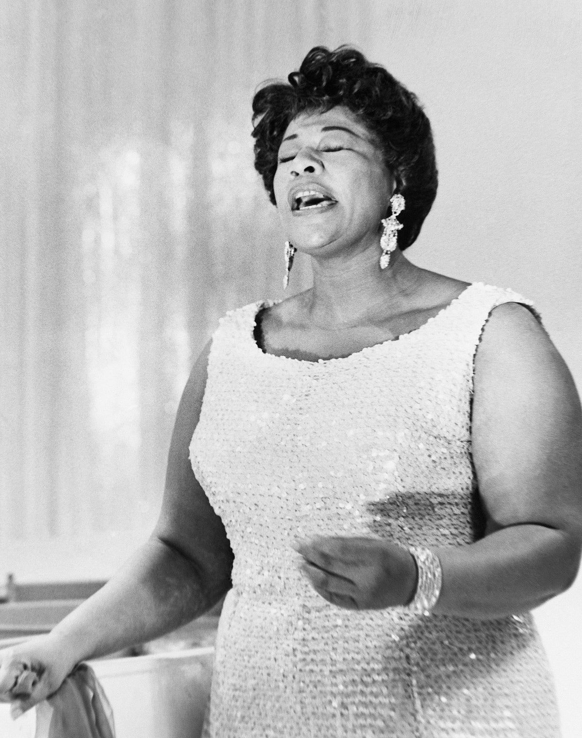 Ella Fitzgerald Singing on Stage