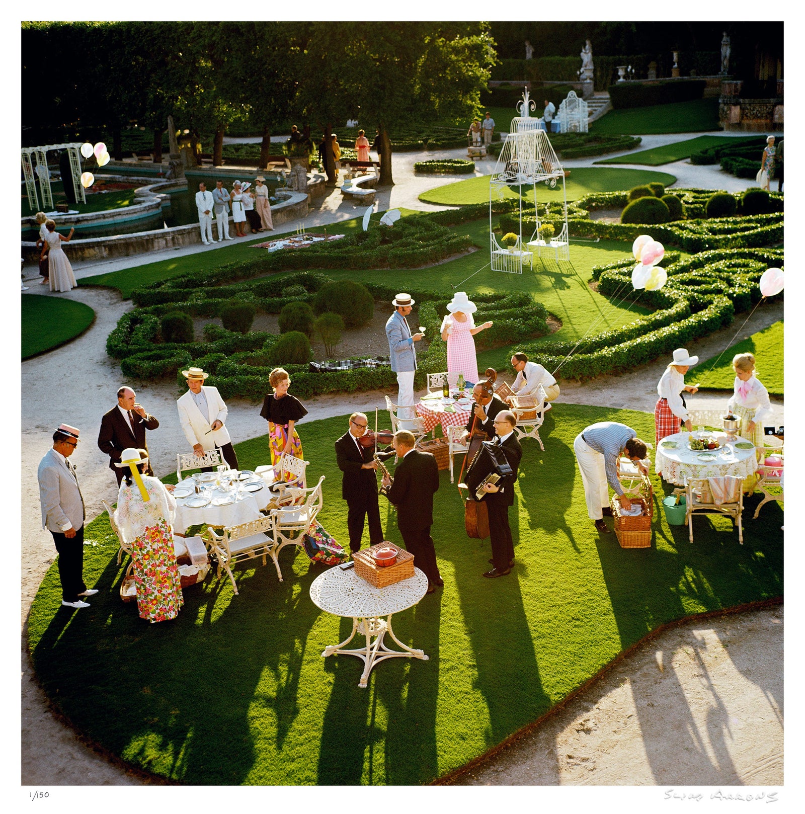 garden party - Slim Aarons - Limited Edition - Estate Stamped - Photography - Getty Images