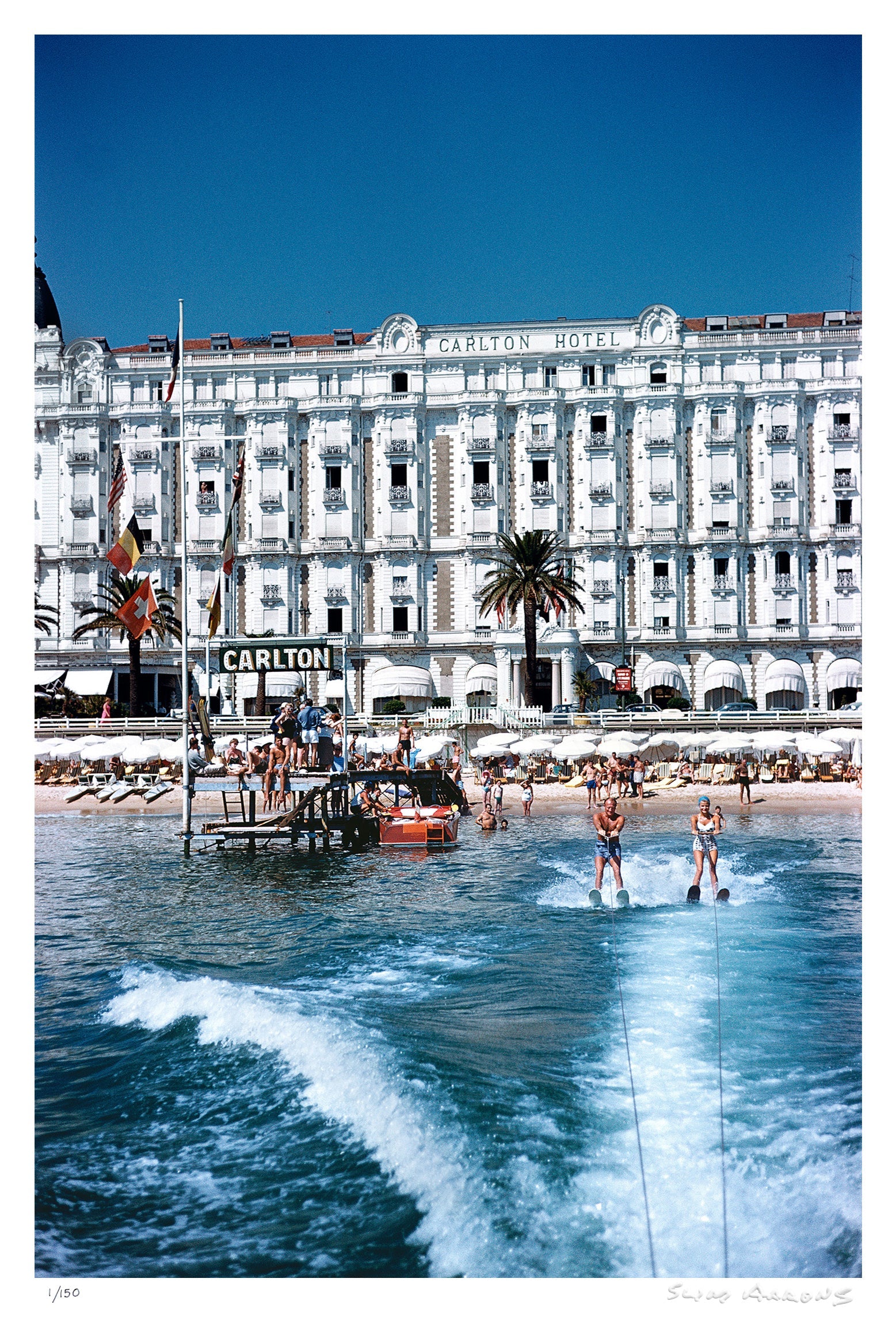 hotel sports - Slim Aarons - Limited Edition - Estate Stamped - Photography - Getty Images