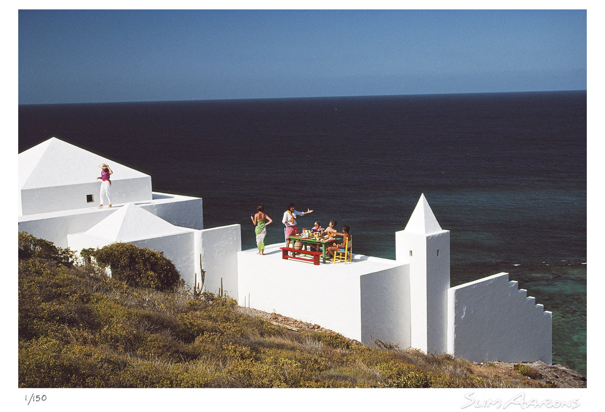 los leones - Slim Aarons - Limited Edition - Estate Stamped - Photography - Getty Images