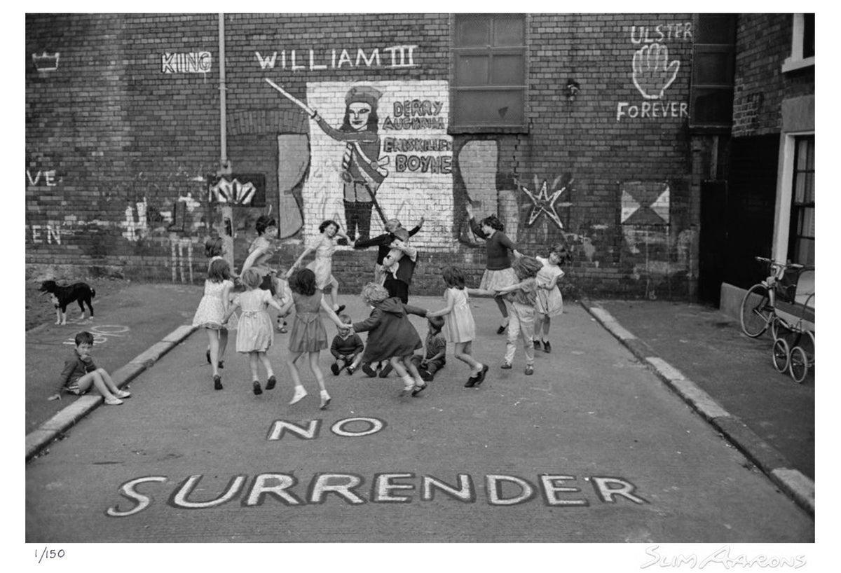 no surrender - Slim Aarons - Limited Edition - Estate Stamped - Photography - Getty Images
