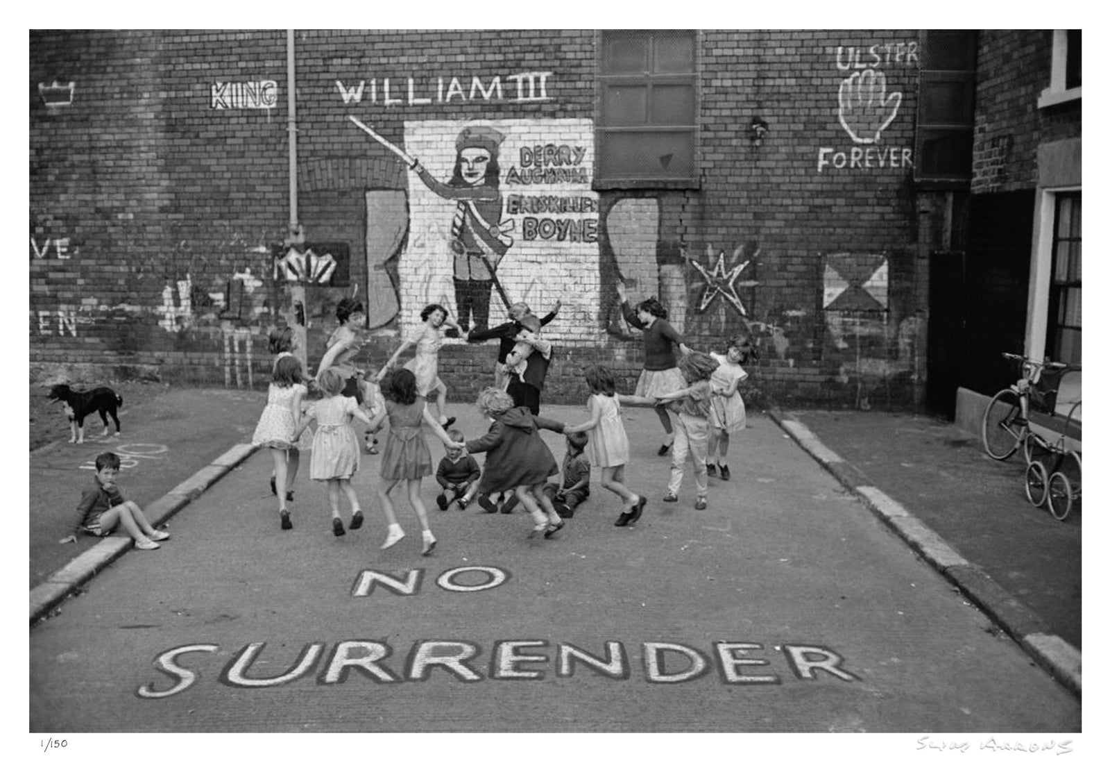 no surrender - Slim Aarons - Limited Edition - Estate Stamped - Photography - Getty Images