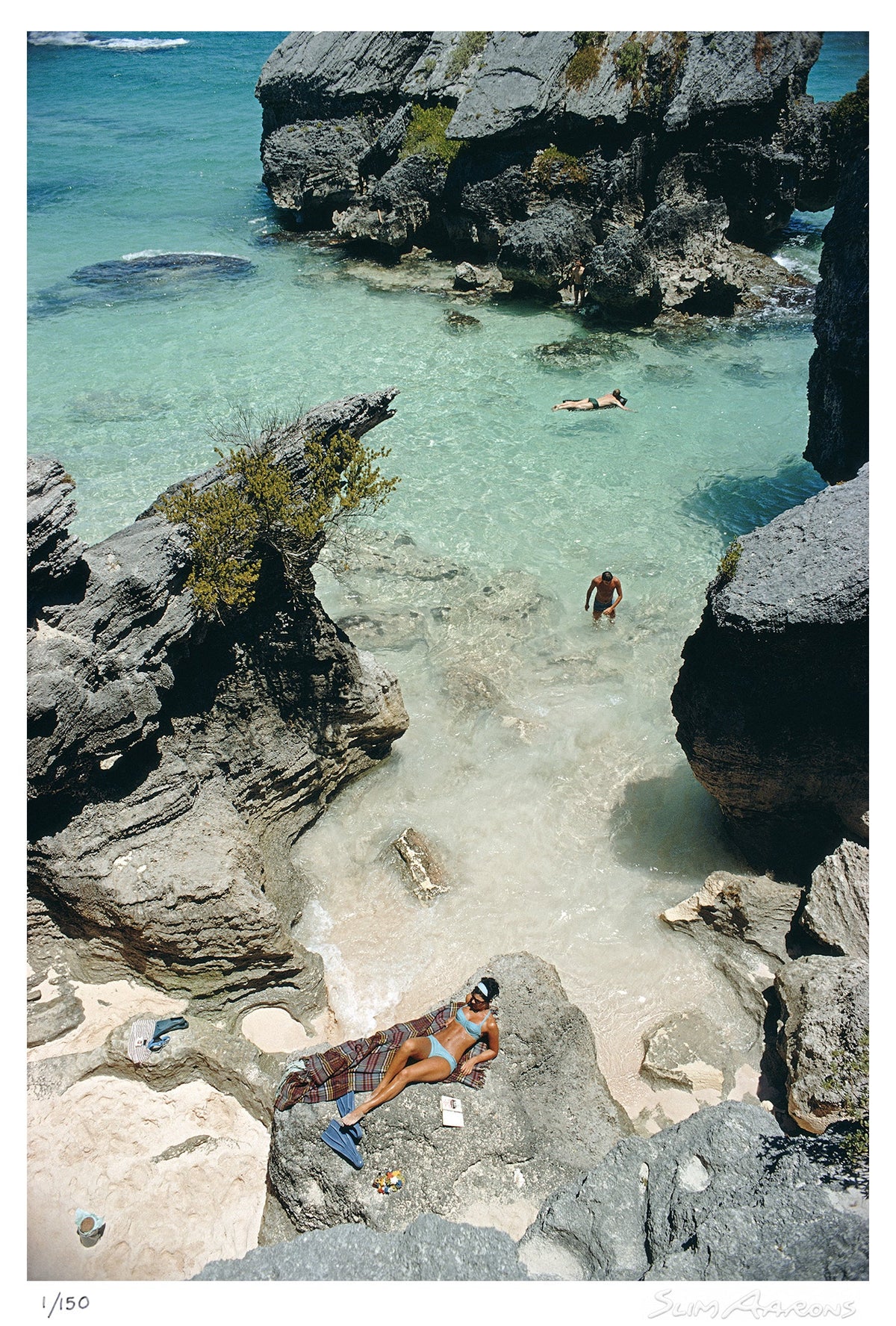 on the beach in bermuda - Slim Aarons - Limited Edition - Estate Stamped - Photography - Getty Images