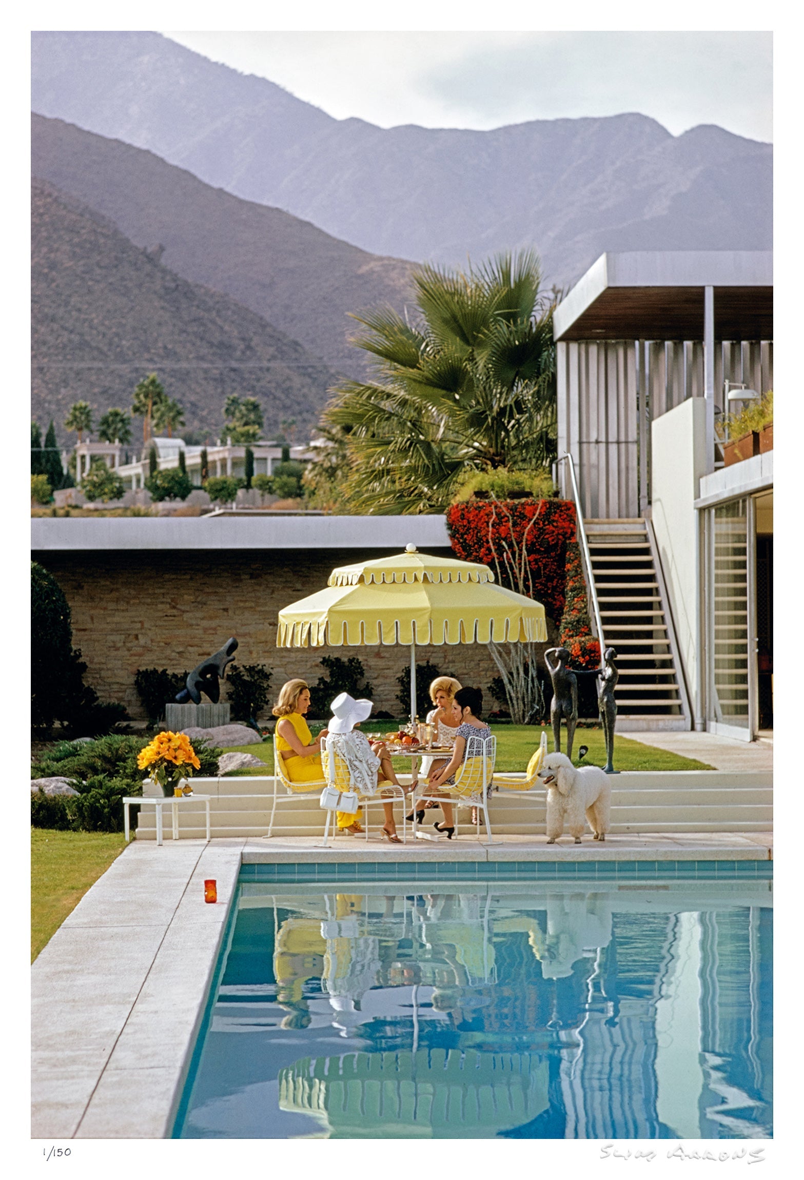 poolside friendship - Slim Aarons - Limited Edition - Estate Stamped - Photography - Getty Images
