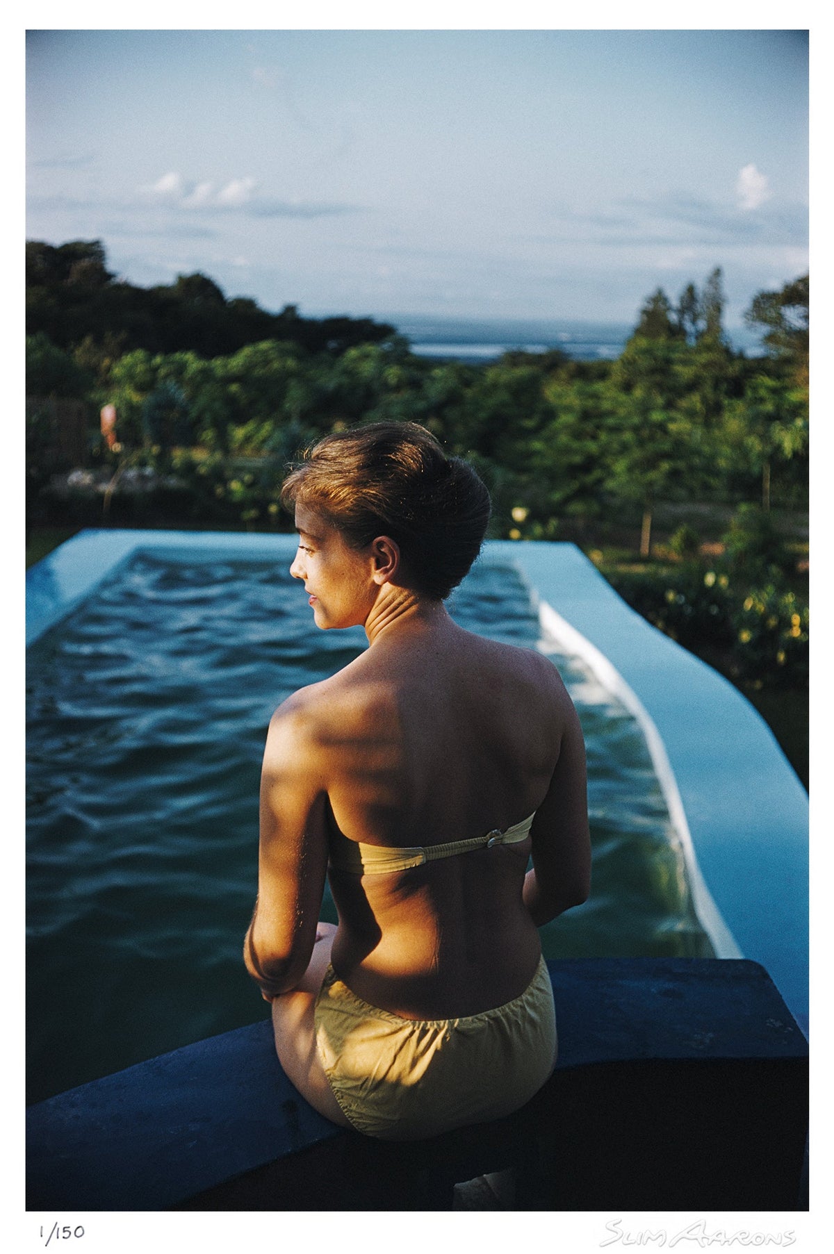 poolside in kenya - Slim Aarons - Limited Edition - Estate Stamped - Photography - Getty Images