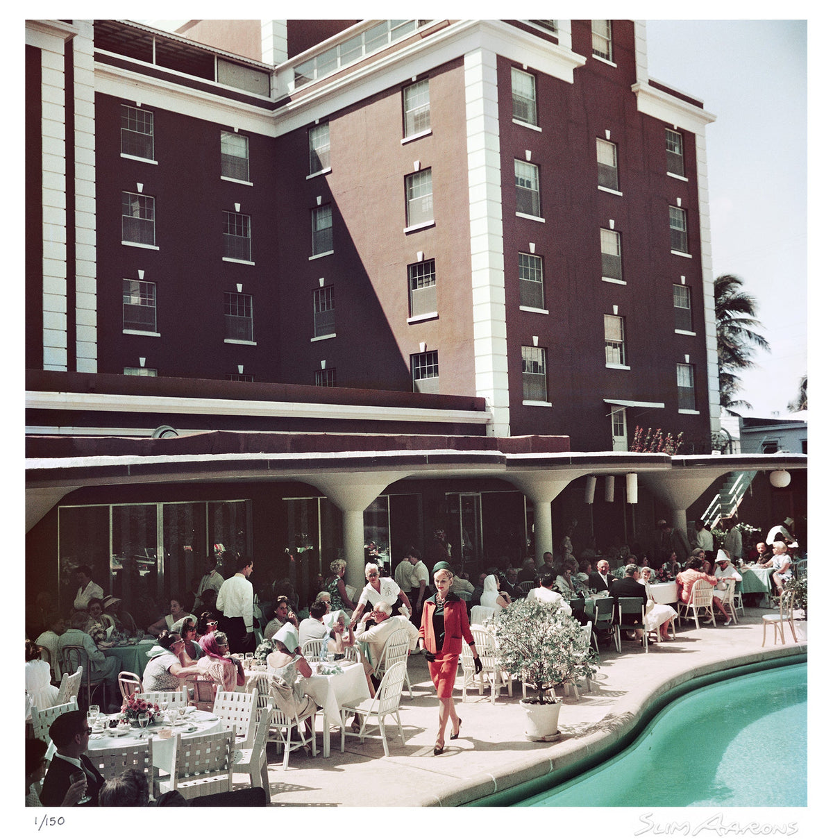 poolside promenade - Slim Aarons - Limited Edition - Estate Stamped - Photography - Getty Images