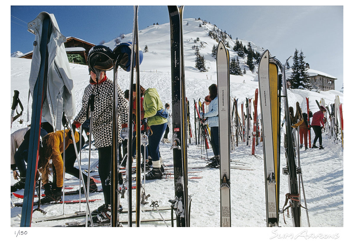 skiers at gstaad 1 - Slim Aarons - Limited Edition - Estate Stamped - Photography - Getty Images