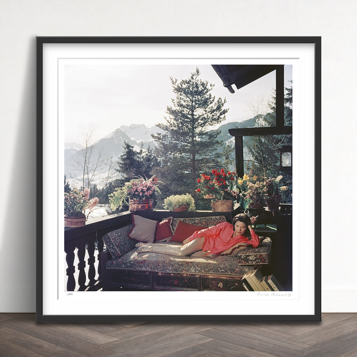 Slim Aarons Limited Edition Estate Stamped apres ski 1 limited edition 53403668 Framed