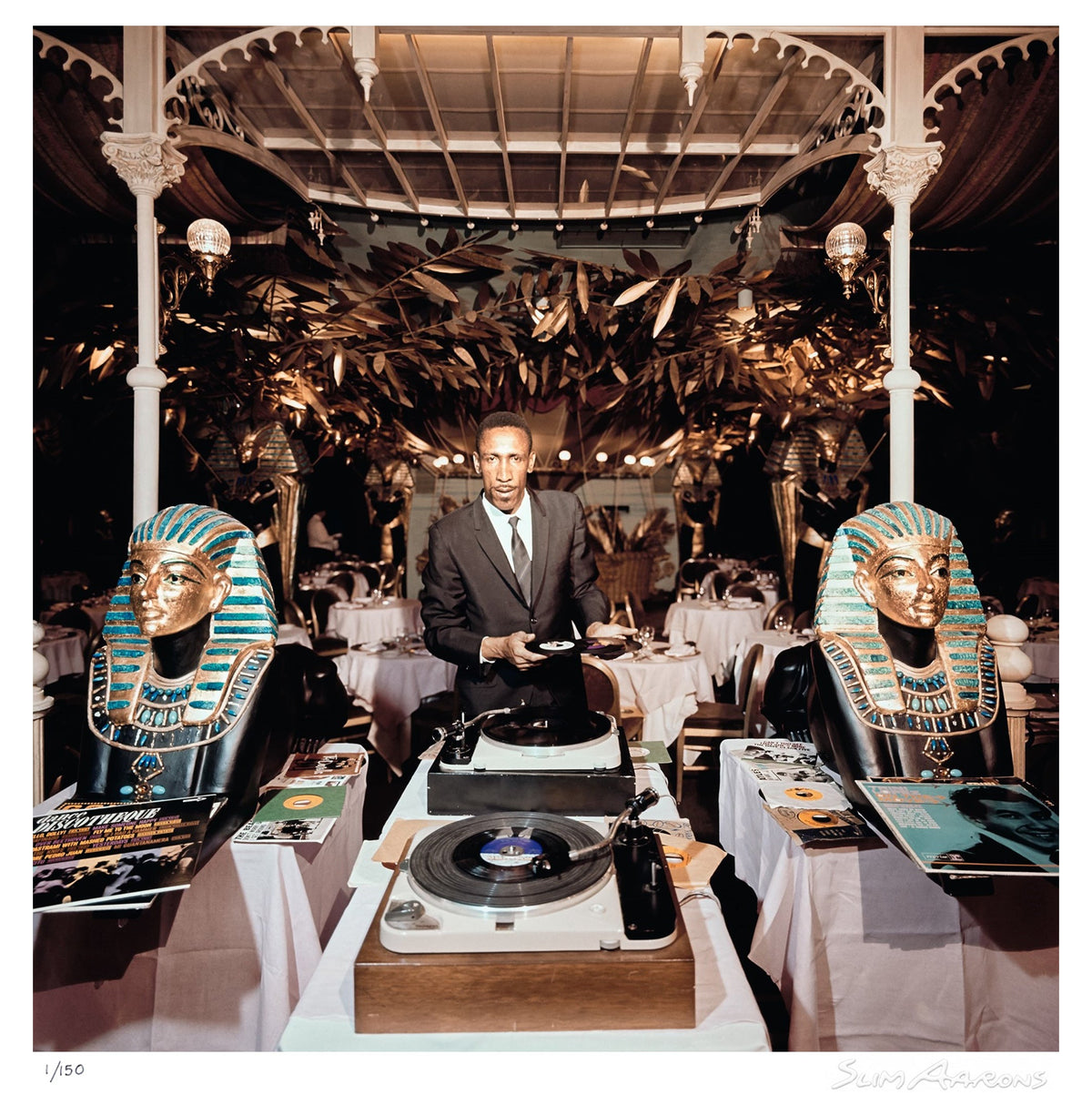 slim and sphinx - Slim Aarons - Limited Edition - Estate Stamped - Photography - Getty Images
