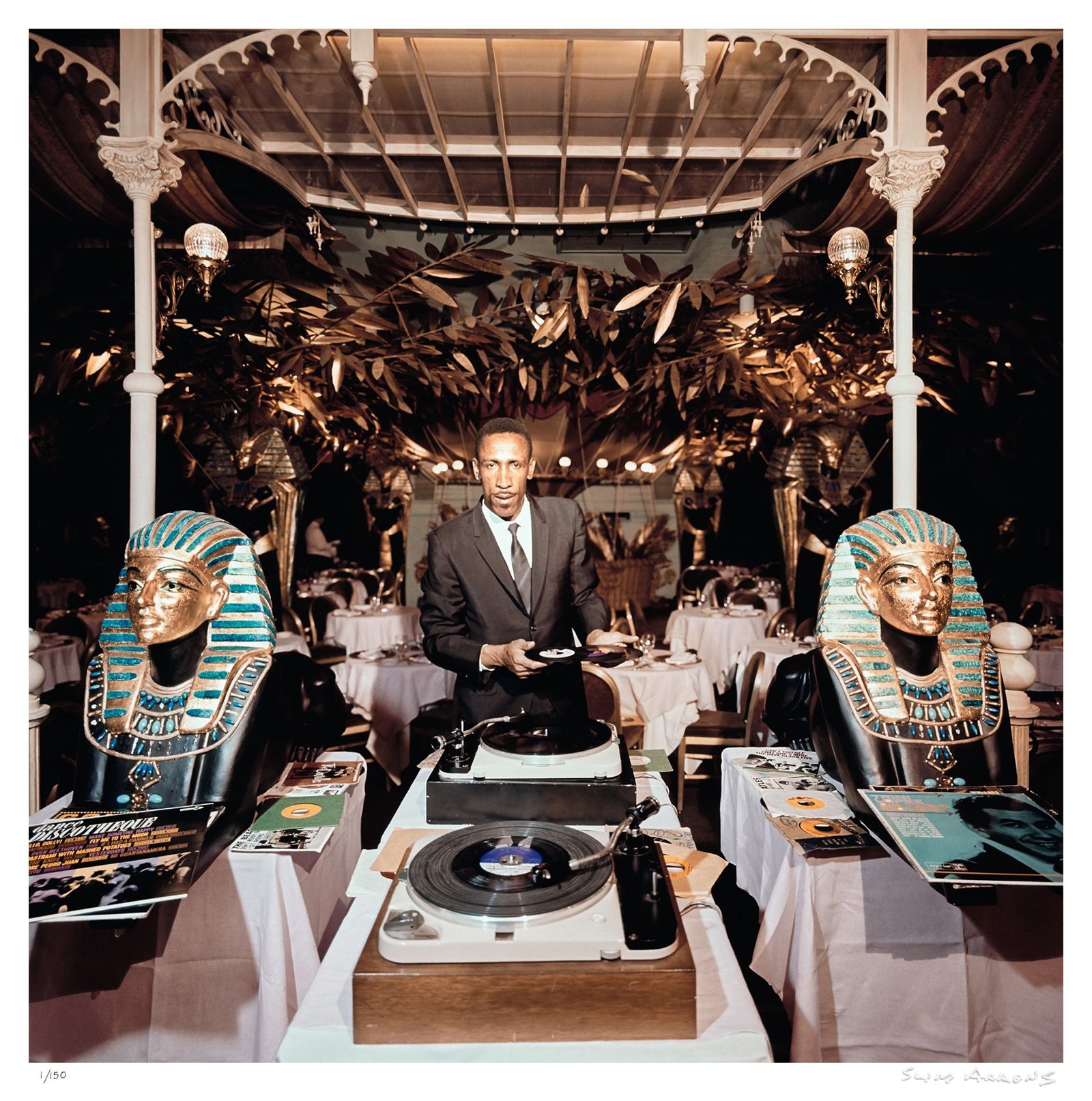 slim and sphinx - Slim Aarons - Limited Edition - Estate Stamped - Photography - Getty Images