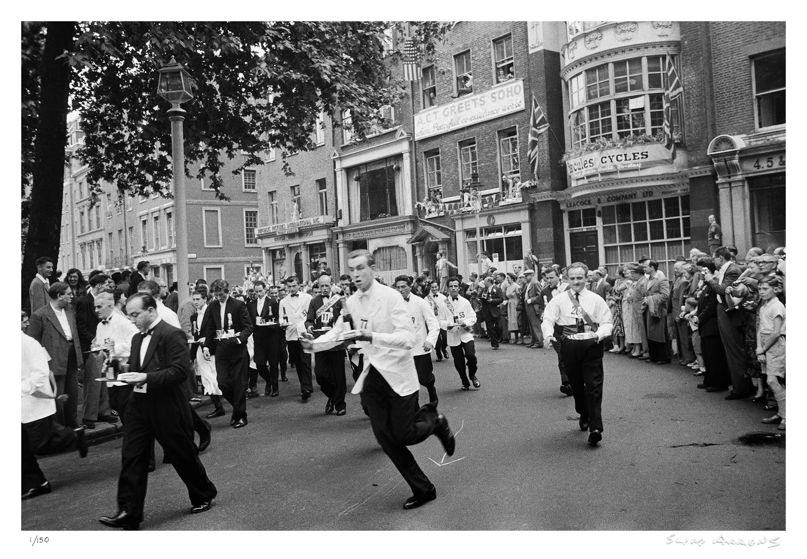 soho waiters race - Slim Aarons - Limited Edition - Estate Stamped - Photography - Getty Images