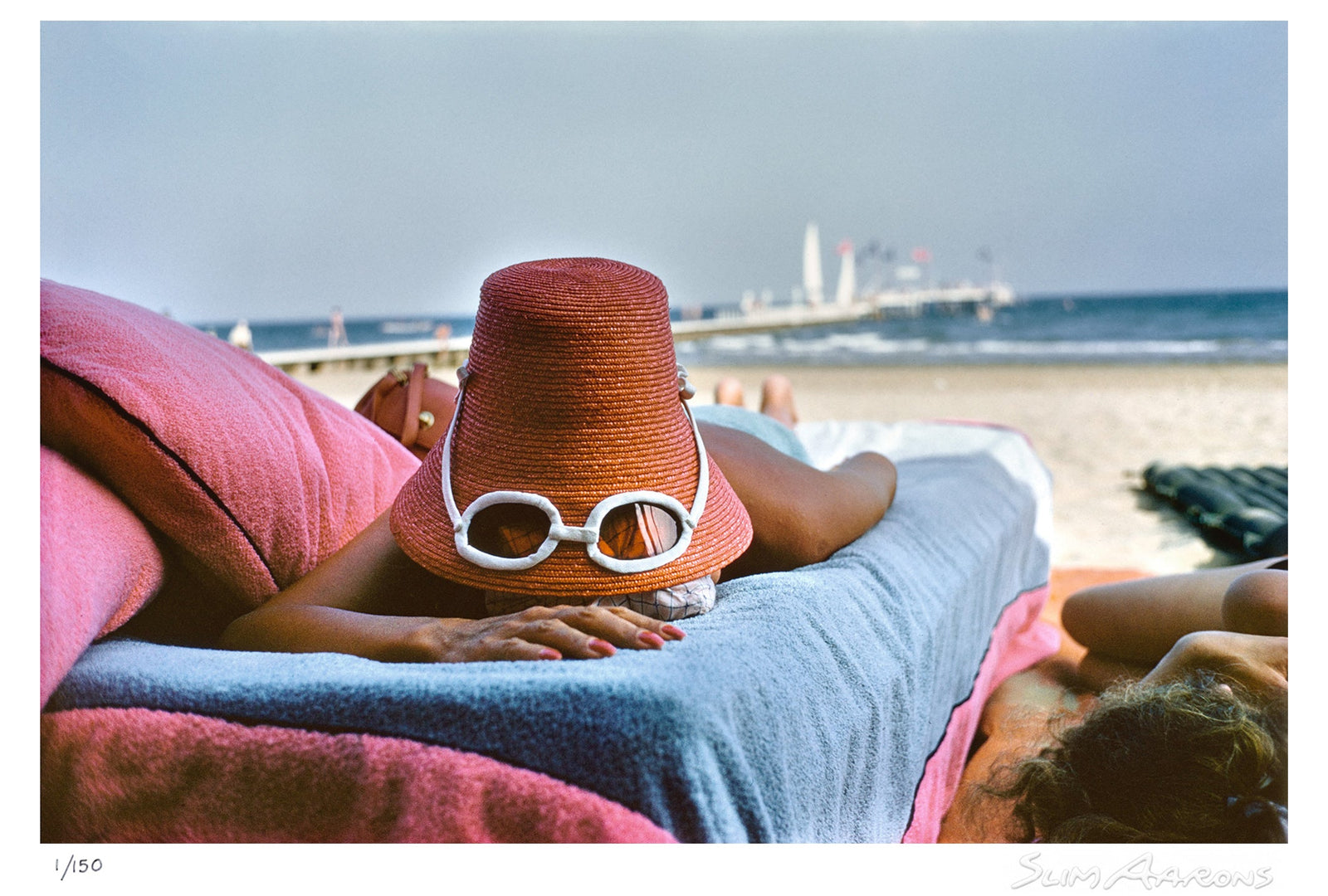 sunbathing in venice - Slim Aarons - Limited Edition - Estate Stamped - Photography - Getty Images