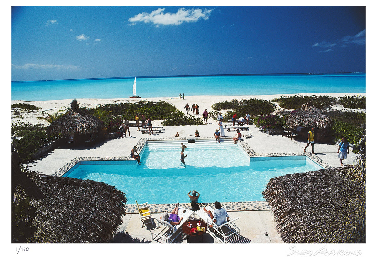 swimming pool on the beach - Slim Aarons - Limited Edition - Estate Stamped - Photography - Getty Images