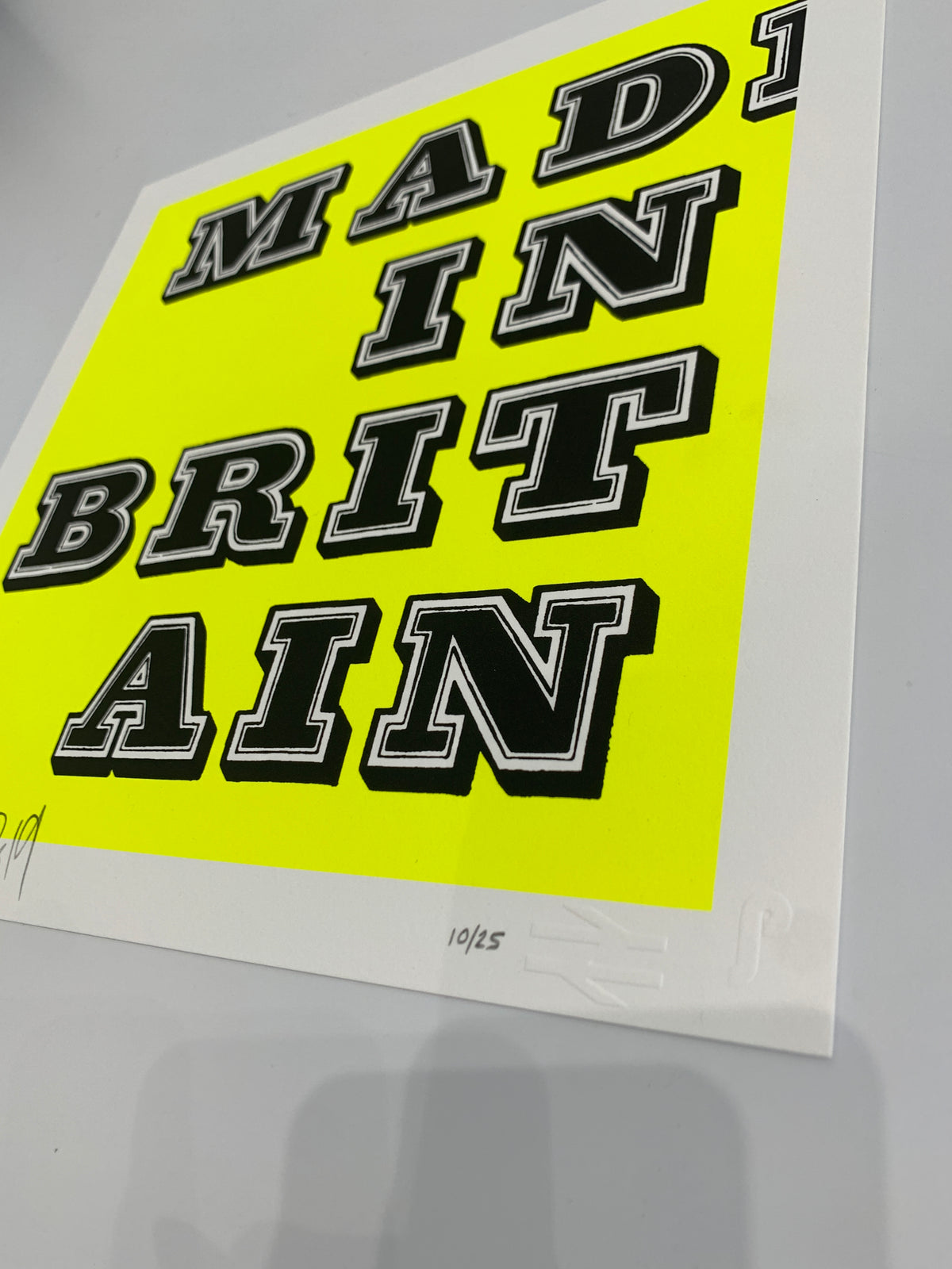 Mad In Britain – Fluro Yellow