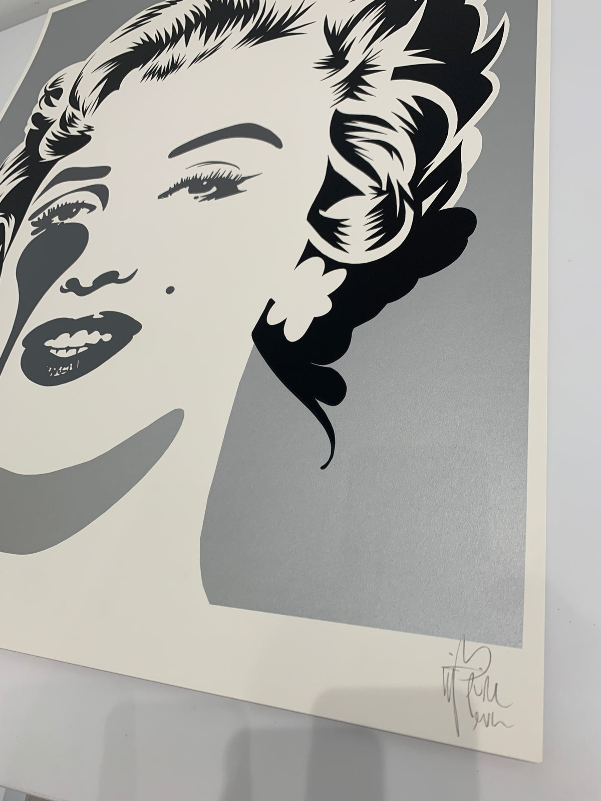 Marilyn Classic - Silver &amp; Black